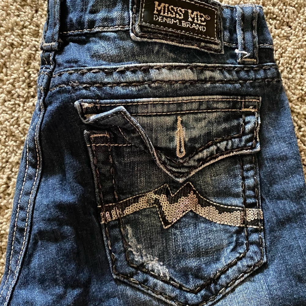 cropped straight miss me jeans